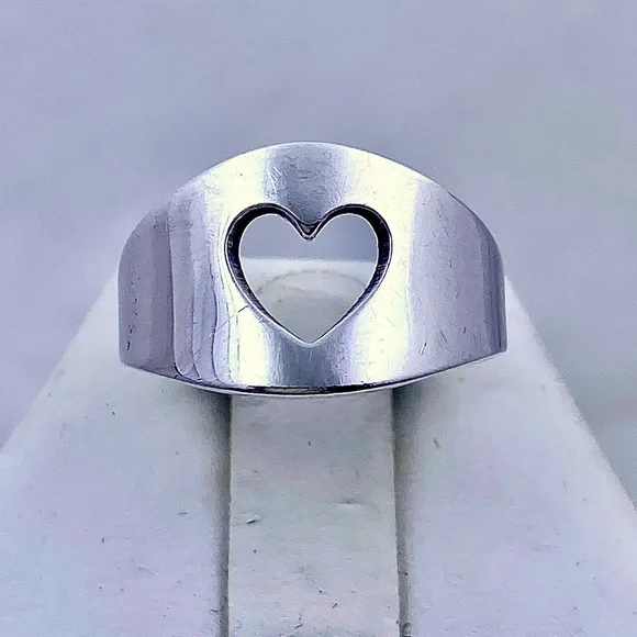 Enamel Connected Hearts Ring in Sterling Silver | James Avery